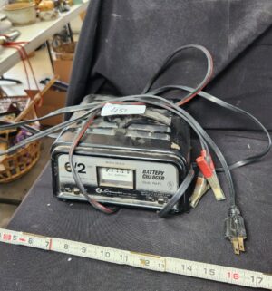 q451- Schmmacher Battery Charger - Image 1