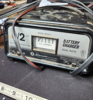 q451- Schmmacher Battery Charger - Image 2