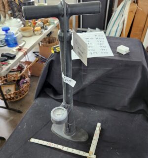 q465- hand air pump - Image 1
