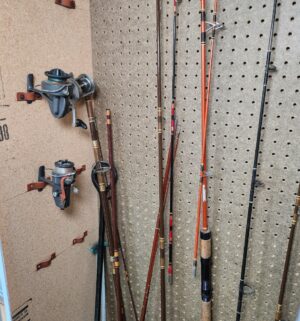 q489- fishing gear in cabinet - Image 2