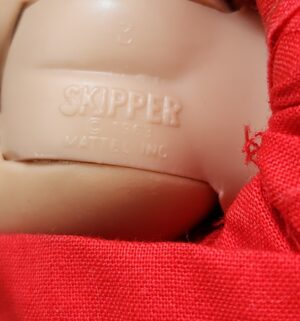 q519- Skipper Carrying Case w/ vintage dolls - Image 5