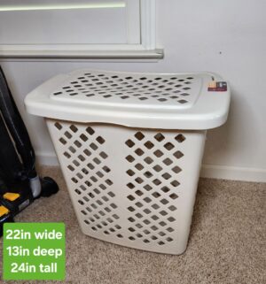 f143- Hamper