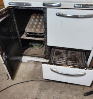 v190- Wedgewood Gas Stove 1950s. Still Works! - Image 6