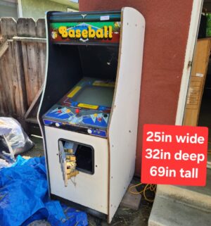 v200- Champion Baseball Arcade Game Model HGPT. Does not power on.