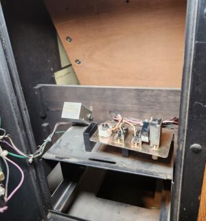 v202- Pinball Action Arcade Game. Powers on. Blank Screen - Image 6