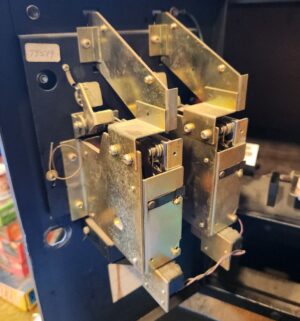 v202- Pinball Action Arcade Game. Powers on. Blank Screen - Image 7