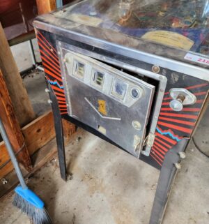 v218- Bally Xenon Pinball Machine. Powers on. Lights up. - Image 6