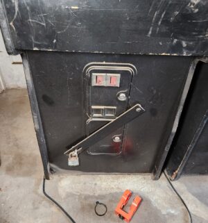 v223- Crime City Arcade Game. Does not work - Image 4