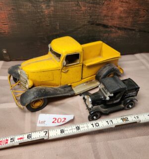 a202- Snap On Car. Toy Truck
