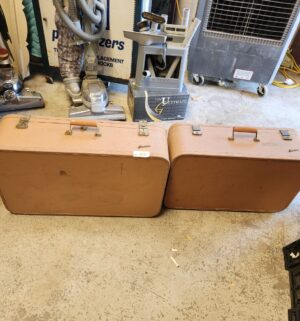 a268- vintage luggage starline