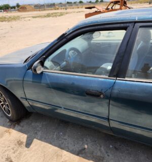 e18- 2002 Toyota Corolla LE Sedan 4D. 4-Cyl, 1.8 Liter. FWD. NO Smog. Bill of Sale Only & DMV Paperwork. Sold AS IS - Image 5
