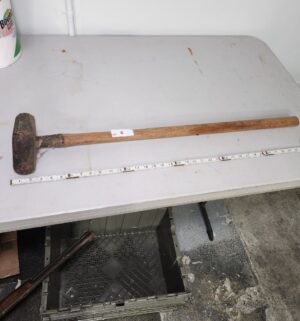 d4- Sledge Hammer
