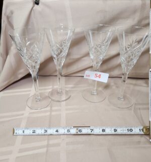 d54- Crystal Glasses