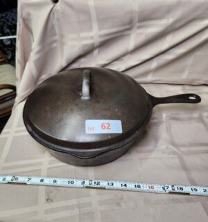 d62- Large Cast Iron Pot w/ Lid