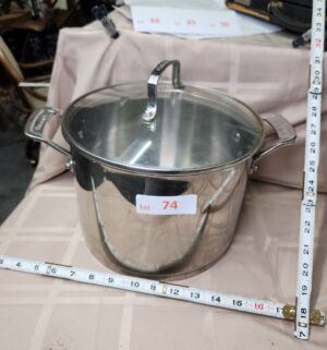 d74- Cuisinart 8qt Stock Pot