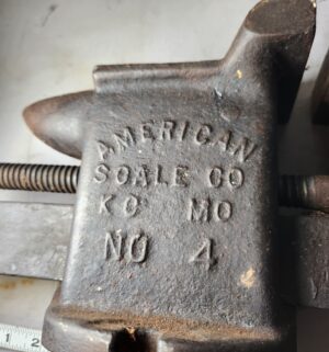 d108- American Soale Co No 4 Vise - Image 3