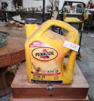d116- Sealed Pennzoil 5w-20 Oil