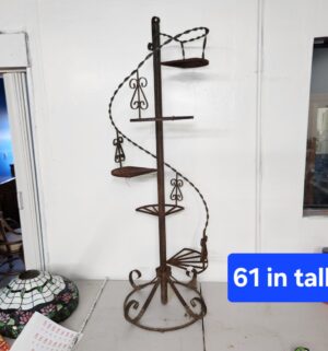 d127- MCM Wrought Iron Spiral Plant Stand