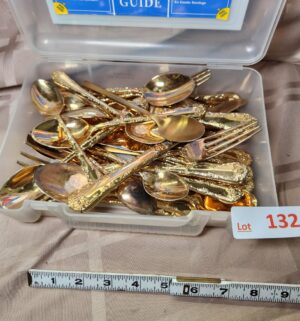 d132- Gold Tone Flatware