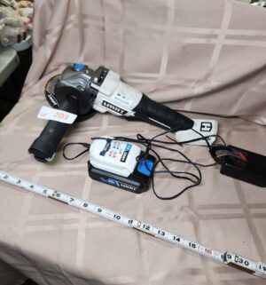 d203- Hart 20v Grinder w/ Charger