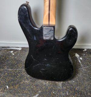 e15- Vintage Cort Bass Guitar. Missing Cord - Image 7
