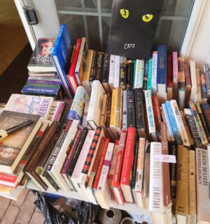 g27- Book Collection