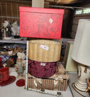g69- Decorative boxes