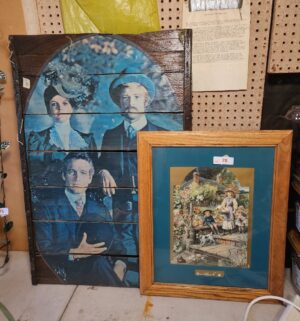 g78- Grape tray art, gloria vanderbilt art
