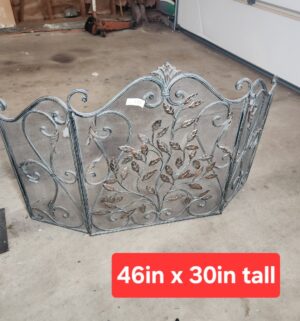 g122- Fireplace screen