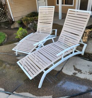 h5- Pair of Pool Lounge Chairs. Decent, Usable Shape