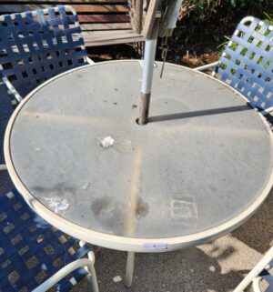h8- Glass Top Patio Set. Good Shape - Image 3