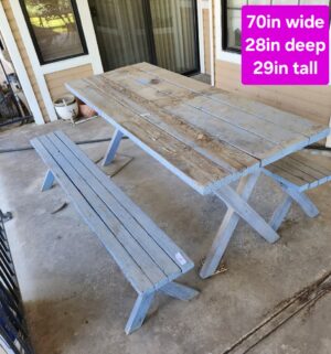 h16- Vintage Redwood Picnic Bench Set