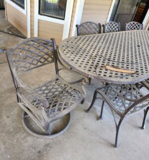 h17- Stunning 8 Chair Patio Table. Lattice Style. 2 Swivel Chairs. Great Shape - Image 3
