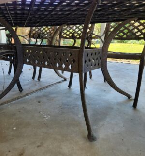 h17- Stunning 8 Chair Patio Table. Lattice Style. 2 Swivel Chairs. Great Shape - Image 5