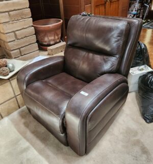 h96- Electric Recliner. Fully Tested/works