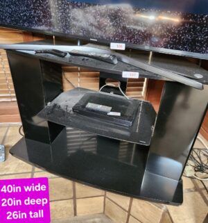 h107- TV/Media Stand