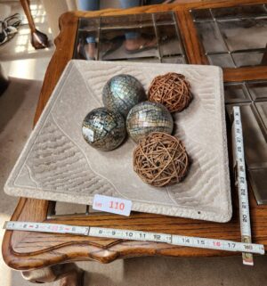 h110- Ceramic Centerpiece Tray