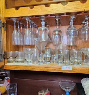 h128- Barware/Glassware