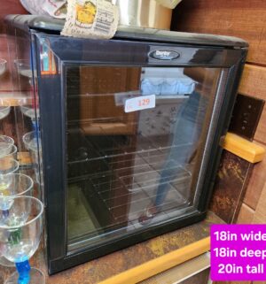 h129- Danby Refrigerator