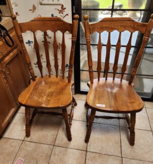 h130- Pair of Chairs
