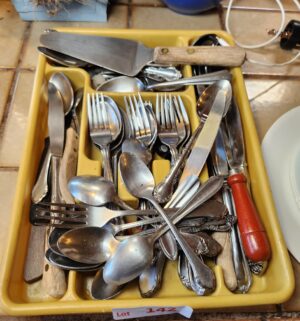 h142- Flatware