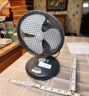 h152- Holmes Radio Fan