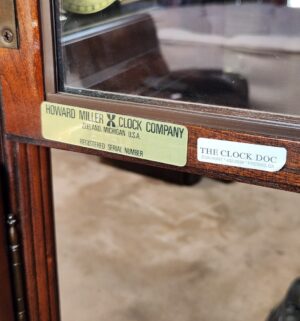 h164- Howard Miller 52nd Anniversary Grandfather Clock w/ tuning key. No cabinet key - Image 4