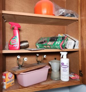 h169- household products - Image 3