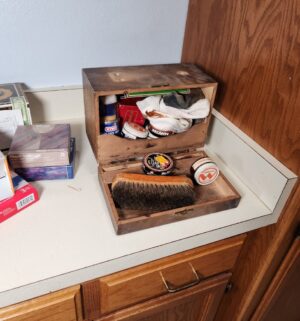 h169- household products - Image 5