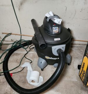 h174- Shop Vac. 16 gallon. Fully tested works