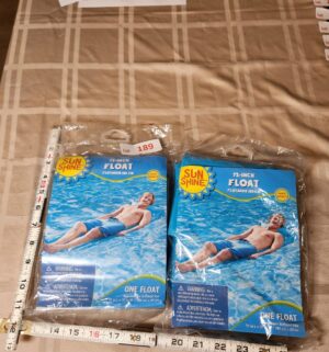 h189- Sealed pool floats