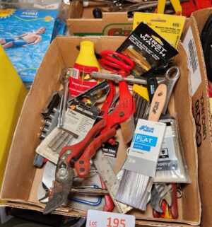 h195- flat of various tools