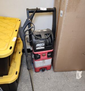 j3- Clean Force 1300 PSI Pressure Washer with tips