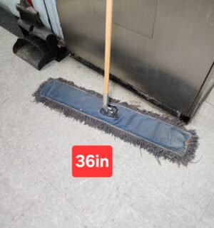 j33- floor sweeper - Image 2